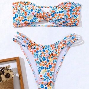 Strapy back floral bikini
